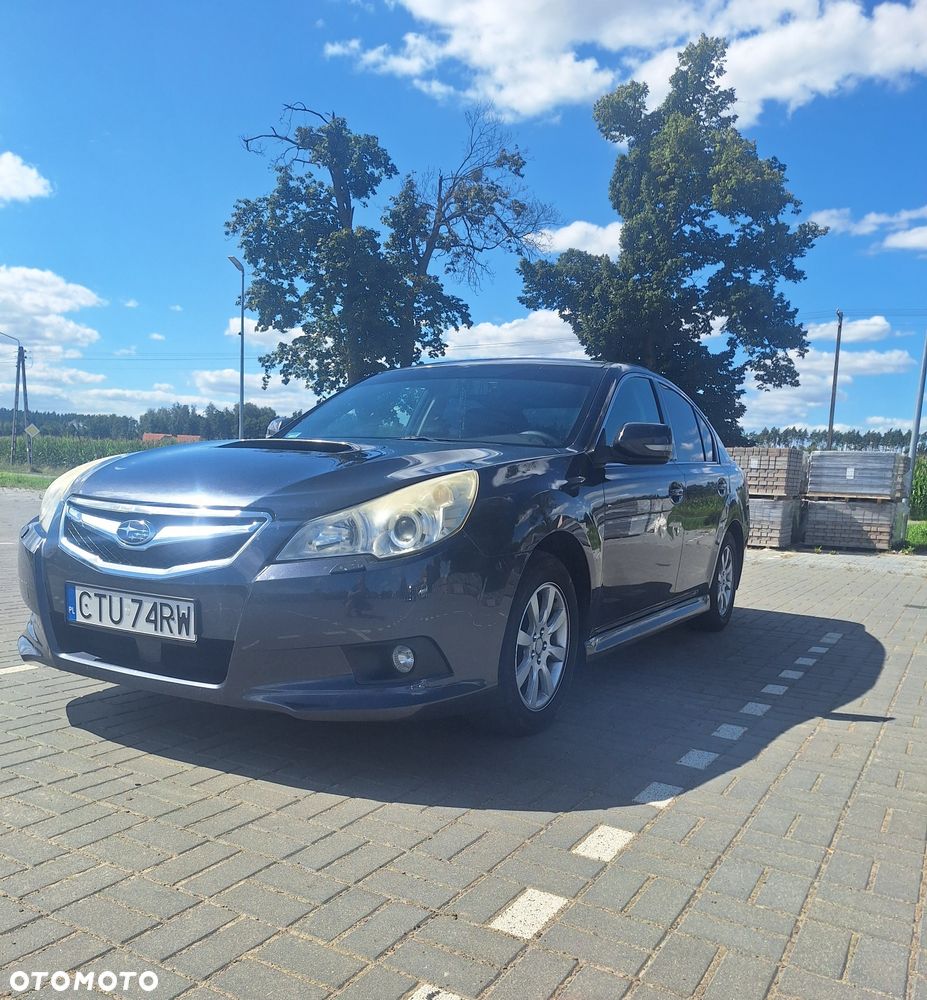 Subaru Legacy - 1