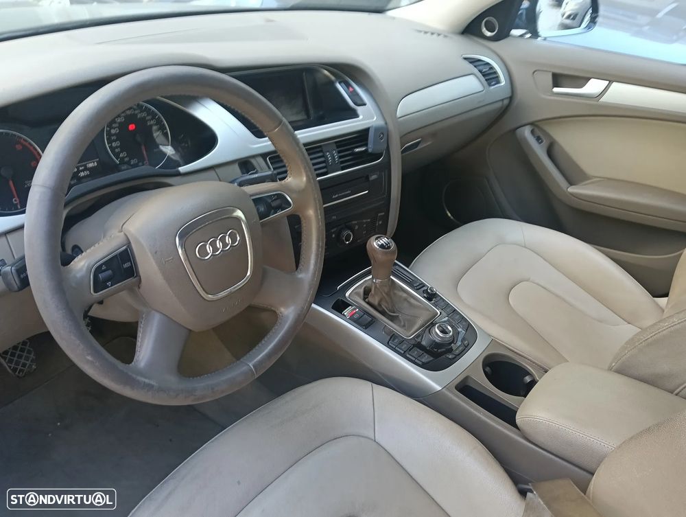 Audi A4 2.0 TDI Business Line Sport - 15