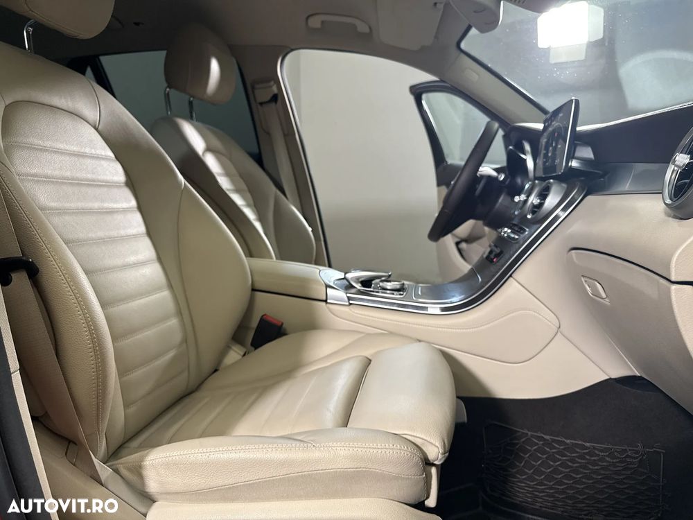 Mercedes-Benz GLC 250 d 4MATIC - 12