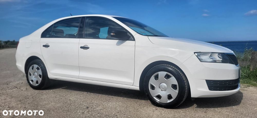 Skoda RAPID 1.2 TSI Active - 10