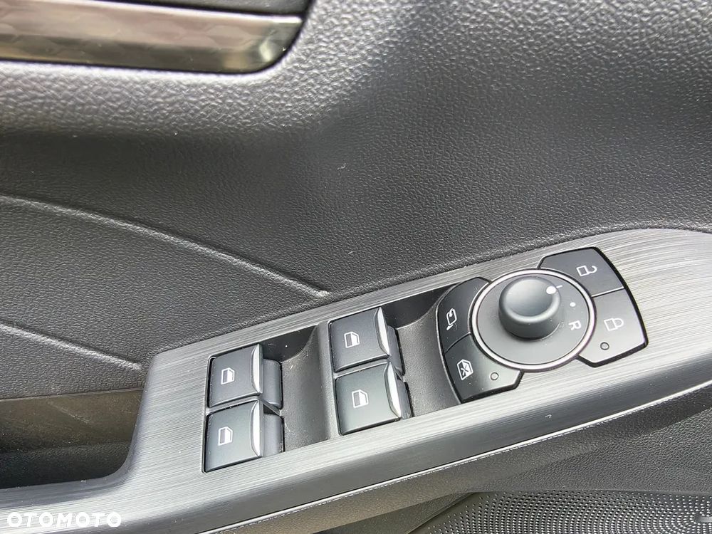 Ford Kuga 1.5 EcoBoost FWD Titanium - 23