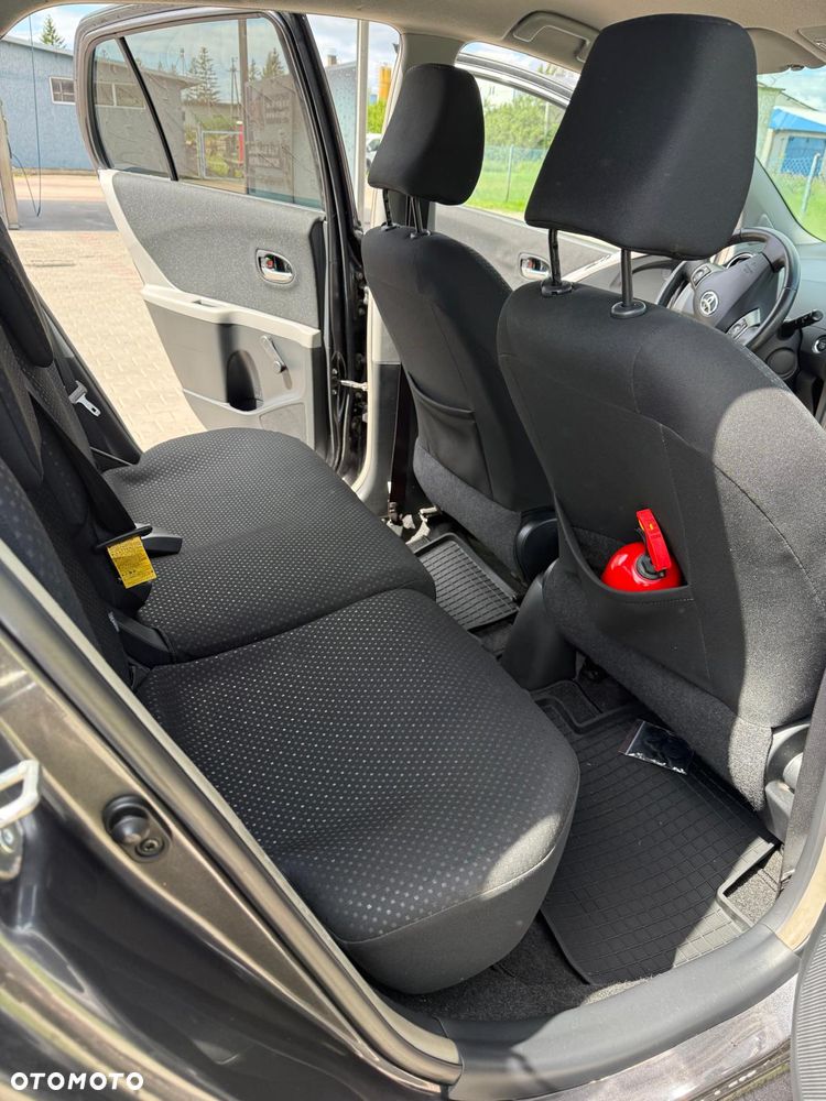 Toyota Yaris 1.33 Business Edition - 4