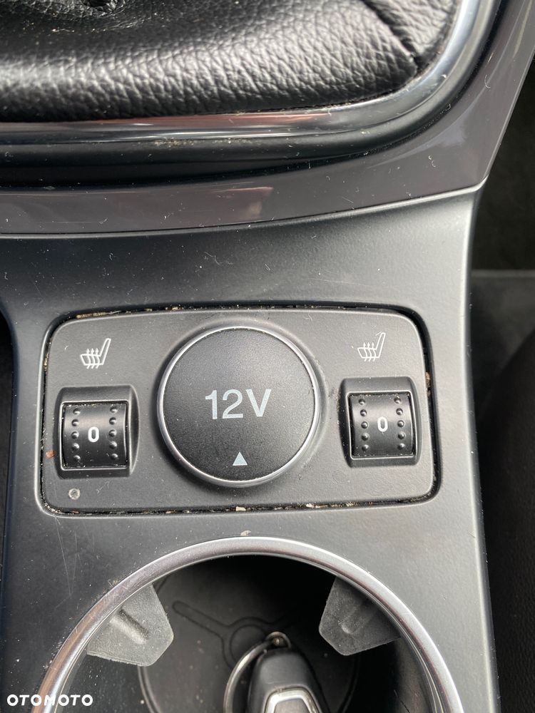 Ford Kuga 2.0 TDCi FWD Titanium - 11