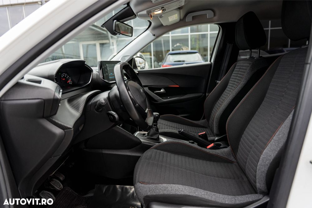 Peugeot 2008 BlueHDi 100 STOP & START Active - 11