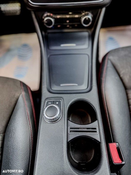 Mercedes-Benz CLA - 23