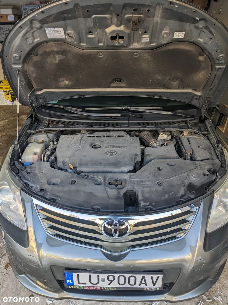Toyota Avensis 2.2 D-CAT Prestige NAVI - 11