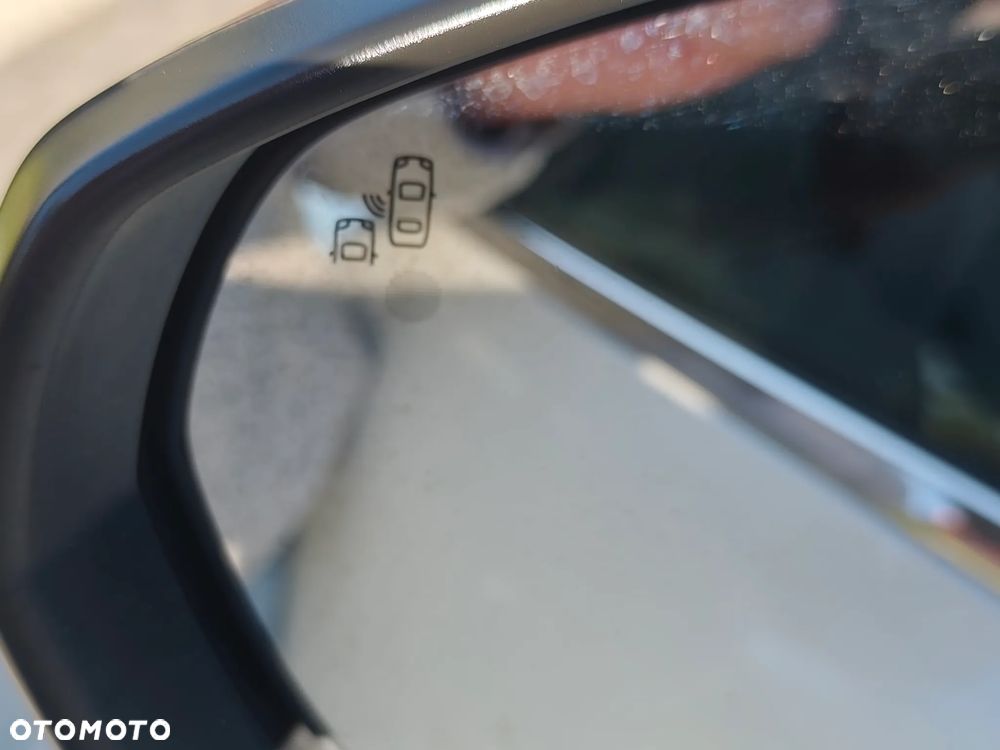 Peugeot 5008 BlueHDi 130 EAT8 GT - 36