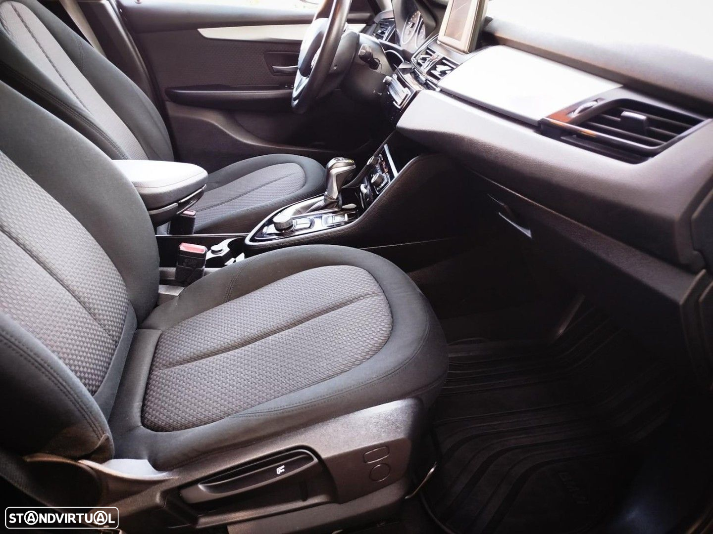 BMW 216 Active Tourer d Auto - 20