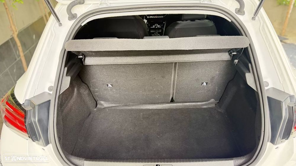 Peugeot 208 PureTech 100 Allure - 9