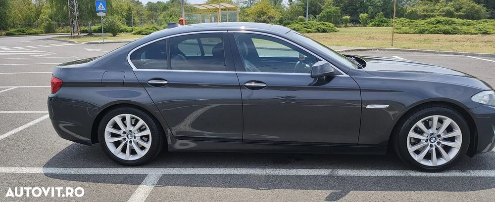 BMW Seria 5 520d - 13