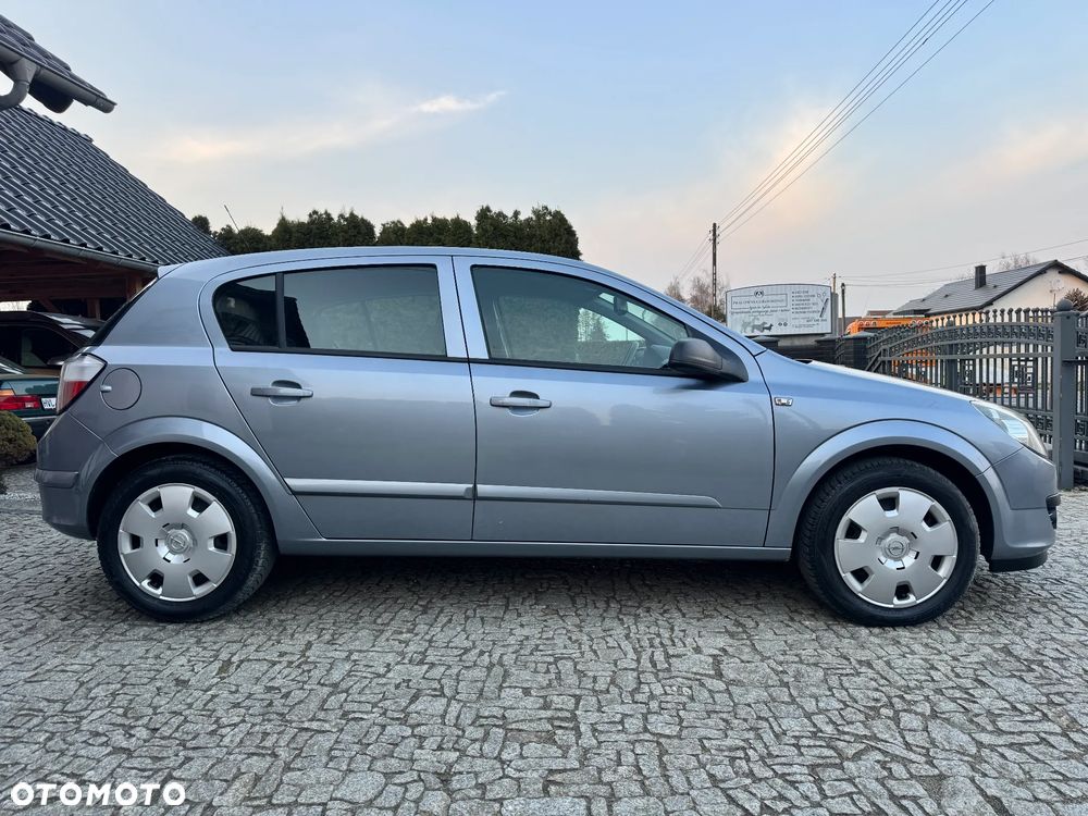 Opel Astra 1.6 Edition - 4