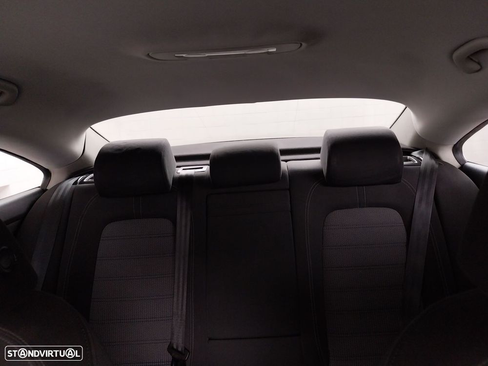 VW Passat CC 2.0 TDi Blue - 5