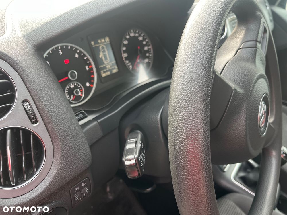 Volkswagen Tiguan 2.0 TDI DPF BlueMotion Technology Exclusive - 19