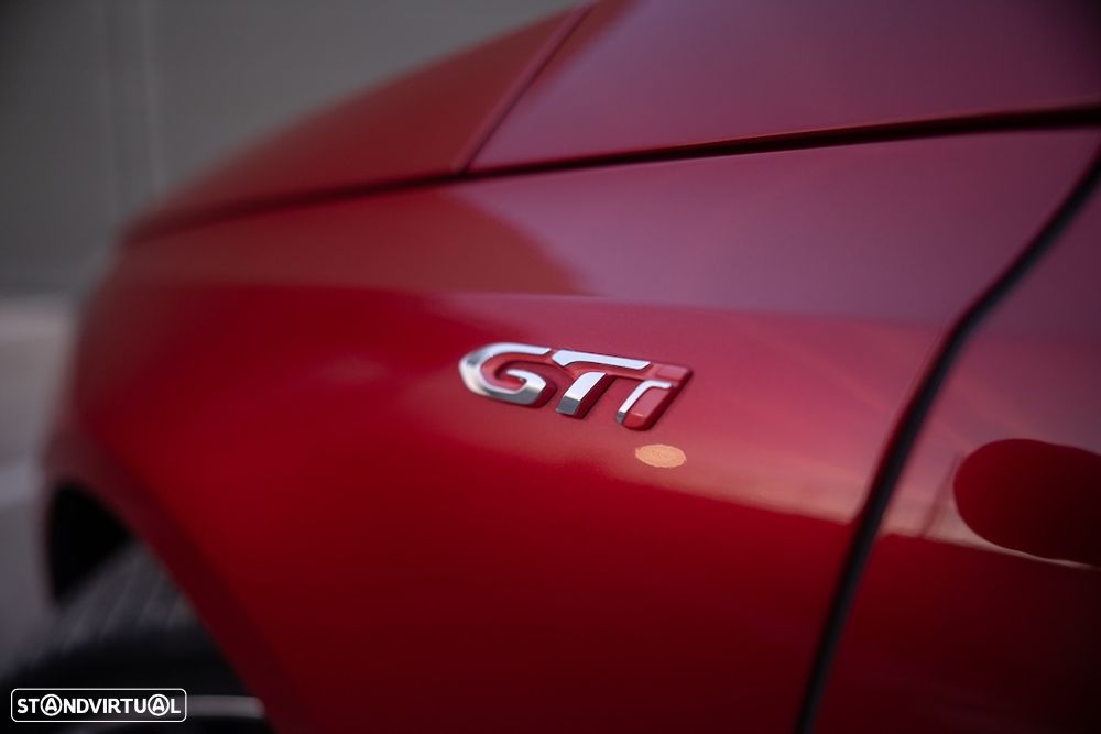 Peugeot 308 GTi by Sport - 10