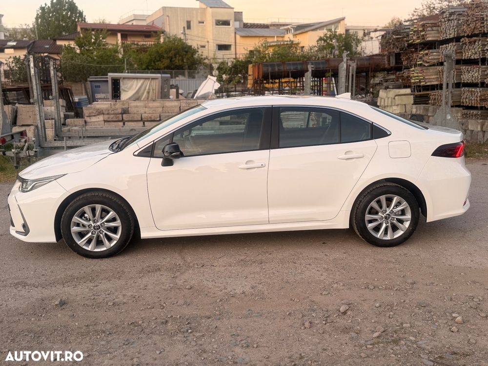 Toyota Corolla 1.8 HSD Business - 10