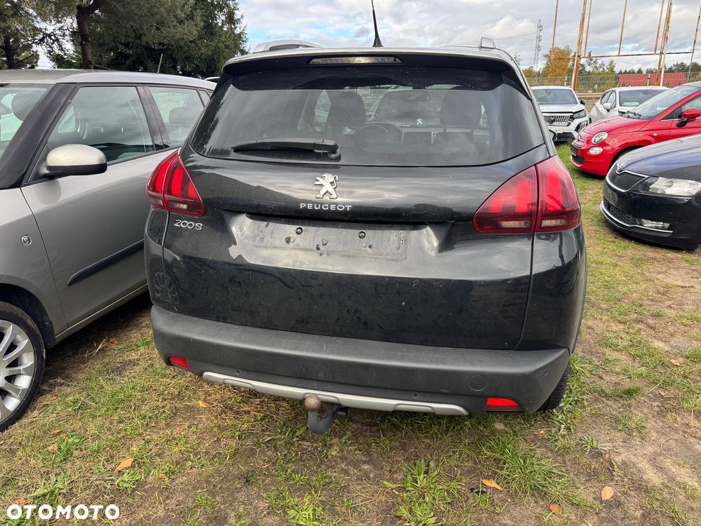 Peugeot 2008 1.6 BlueHDi Allure S&S - 8