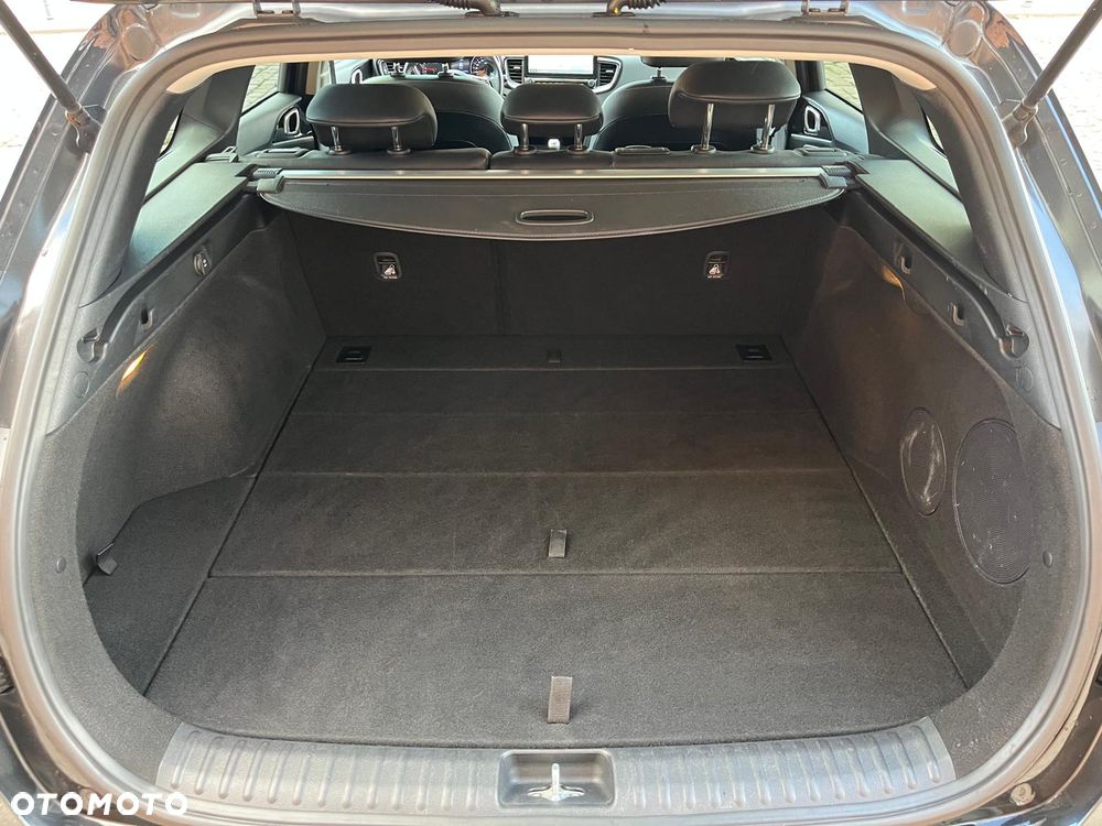 Kia Ceed 1.6 CRDi Platinum Edition - 21
