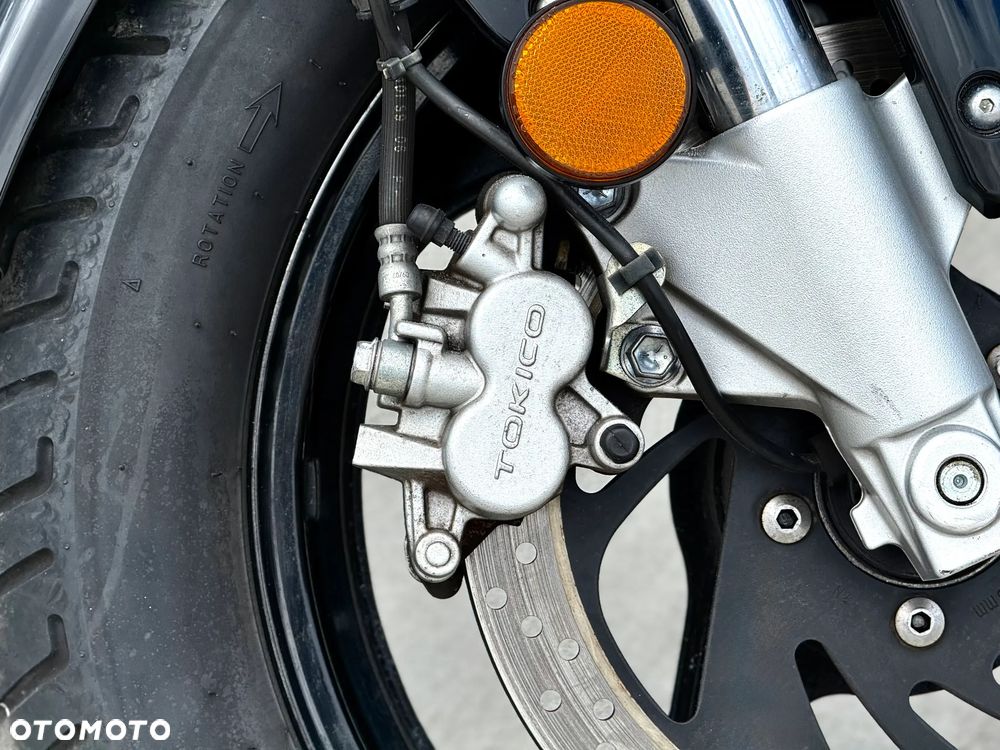 Suzuki Boulevard - 16