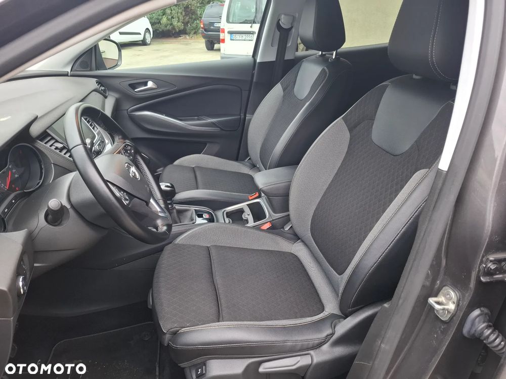 Opel Grandland X 1.2 Start/Stop Business Elegance - 11