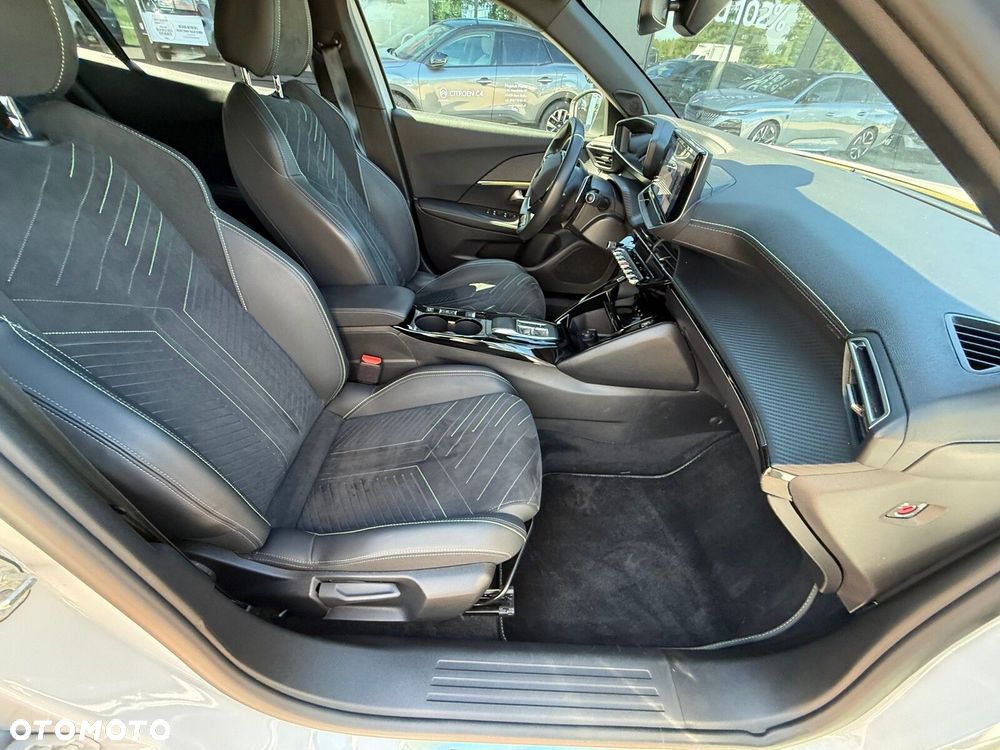 Peugeot 2008 1.2 PureTech GT Pack S&S EAT8 - 27