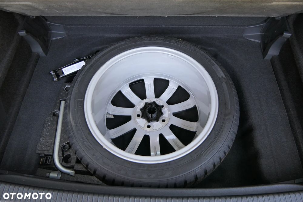 Volkswagen Golf Sportsvan SV 1.6 TDI BMT Highline - 36