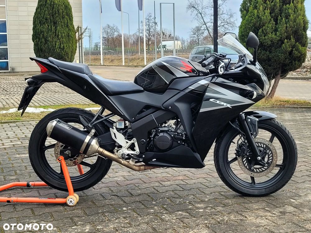Honda CBR - 19