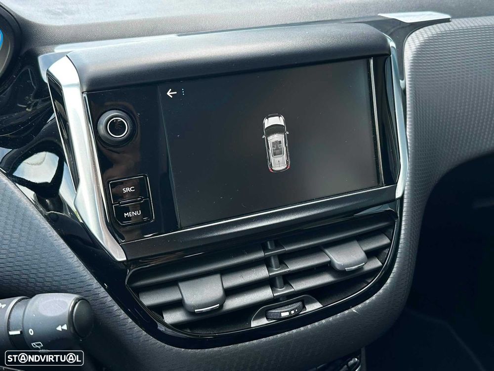 Peugeot 2008 1.2 PureTech Allure EAT6 - 14