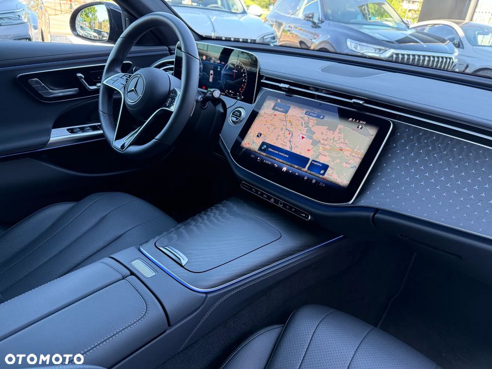 Mercedes-Benz Klasa E 300de 4Matic All-Terrain 9G-TRONIC - 17