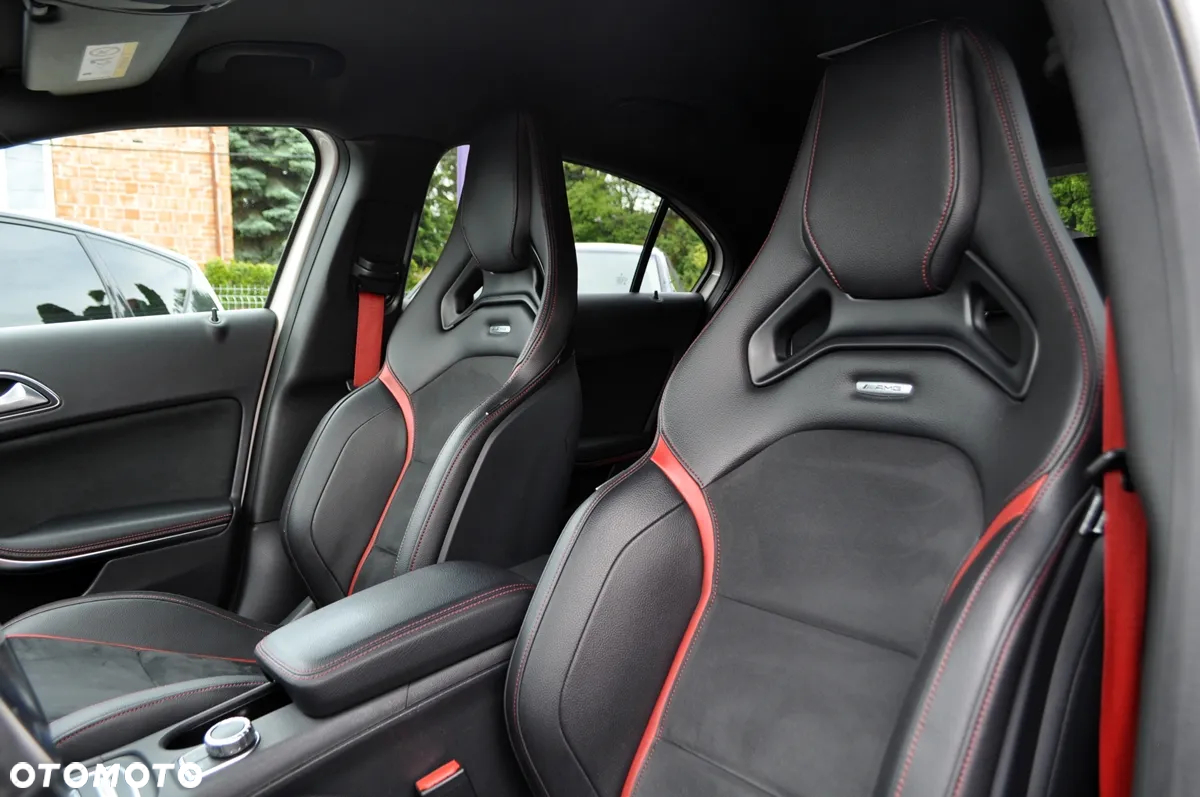 Mercedes-Benz Klasa A 45 AMG 4-Matic - 22