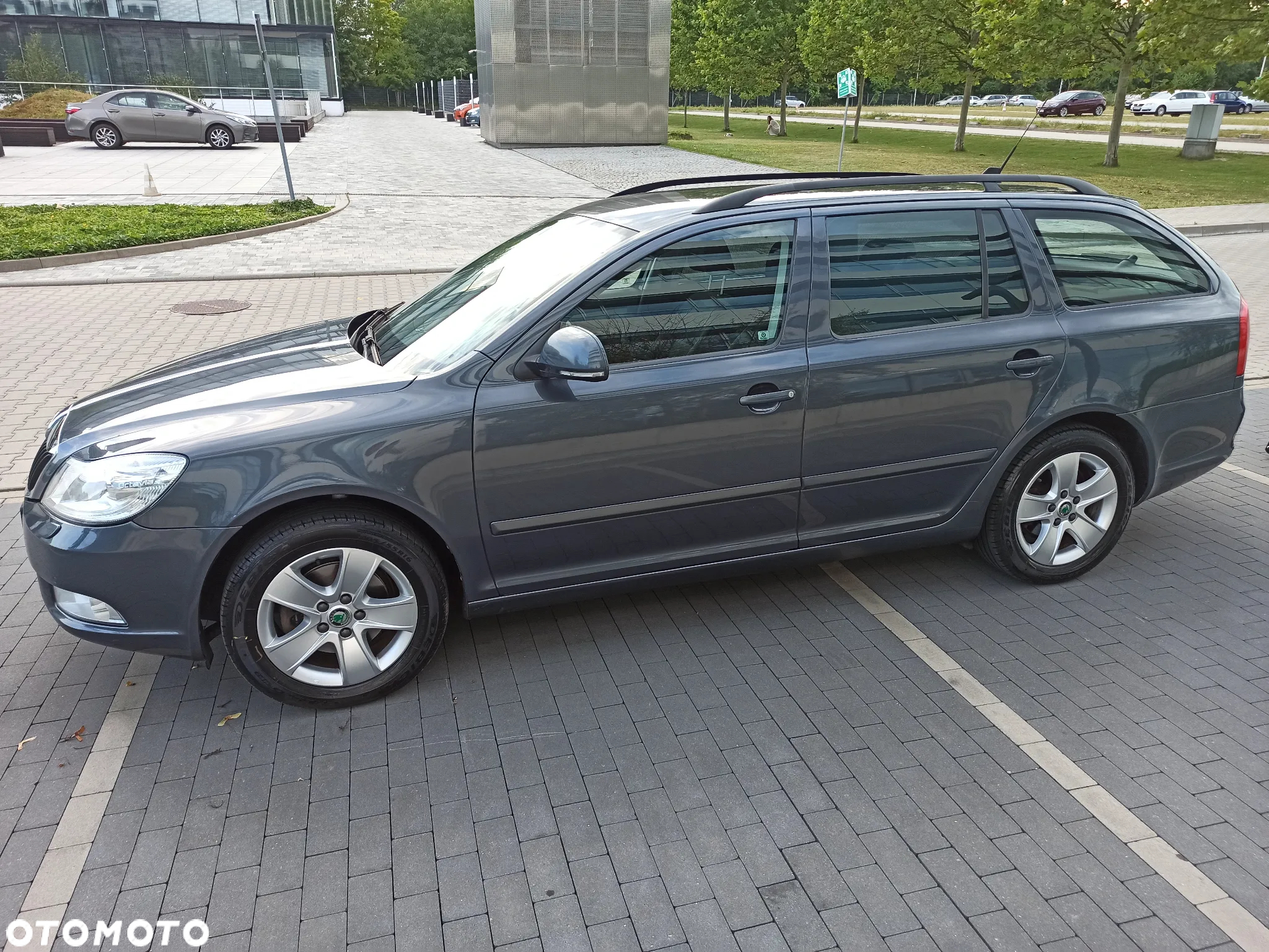 Skoda Octavia 2.0 TDI DPF Elegance - 18