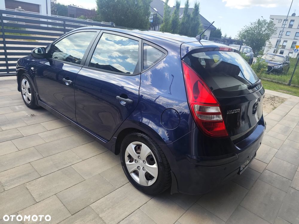 Hyundai i30 1.4 Comfort - 12