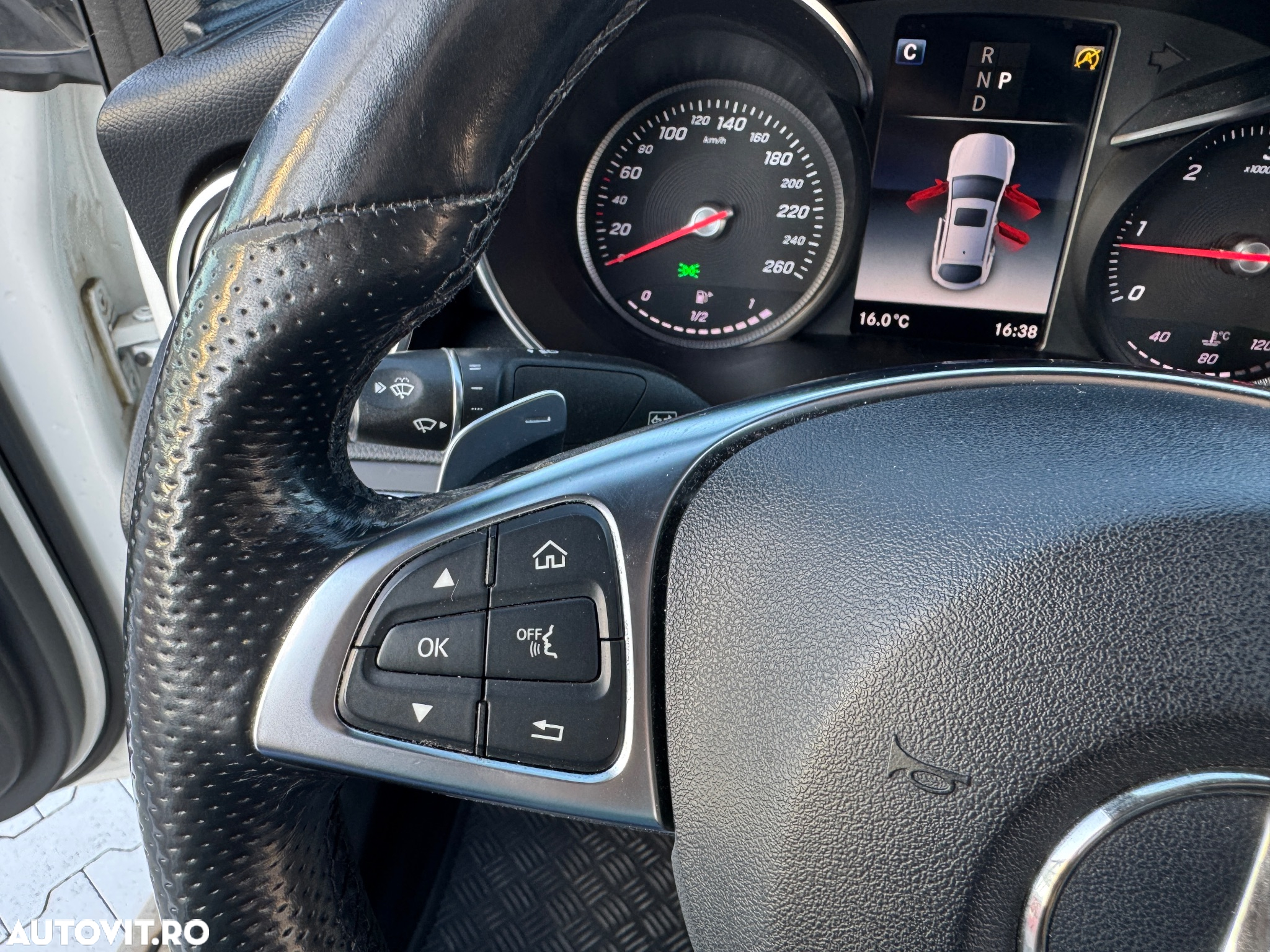 Mercedes-Benz GLC Coupe 250 d 4MATIC - 27