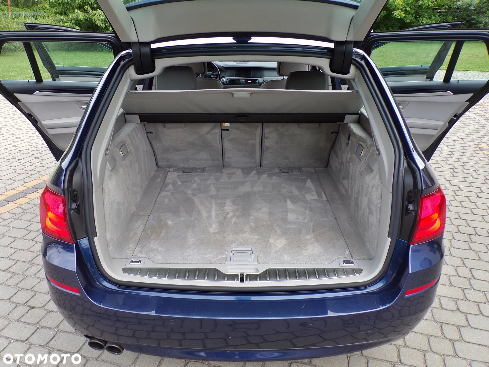 BMW Seria 5 520d Touring - 29