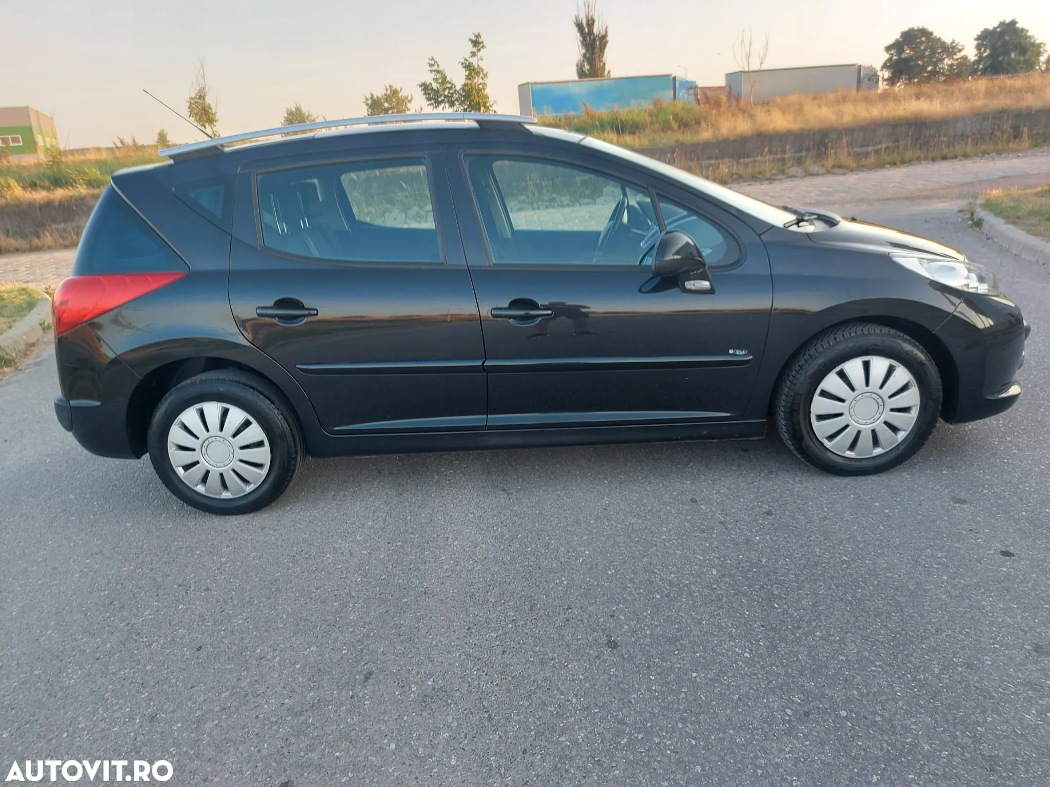 Peugeot 207 - 4