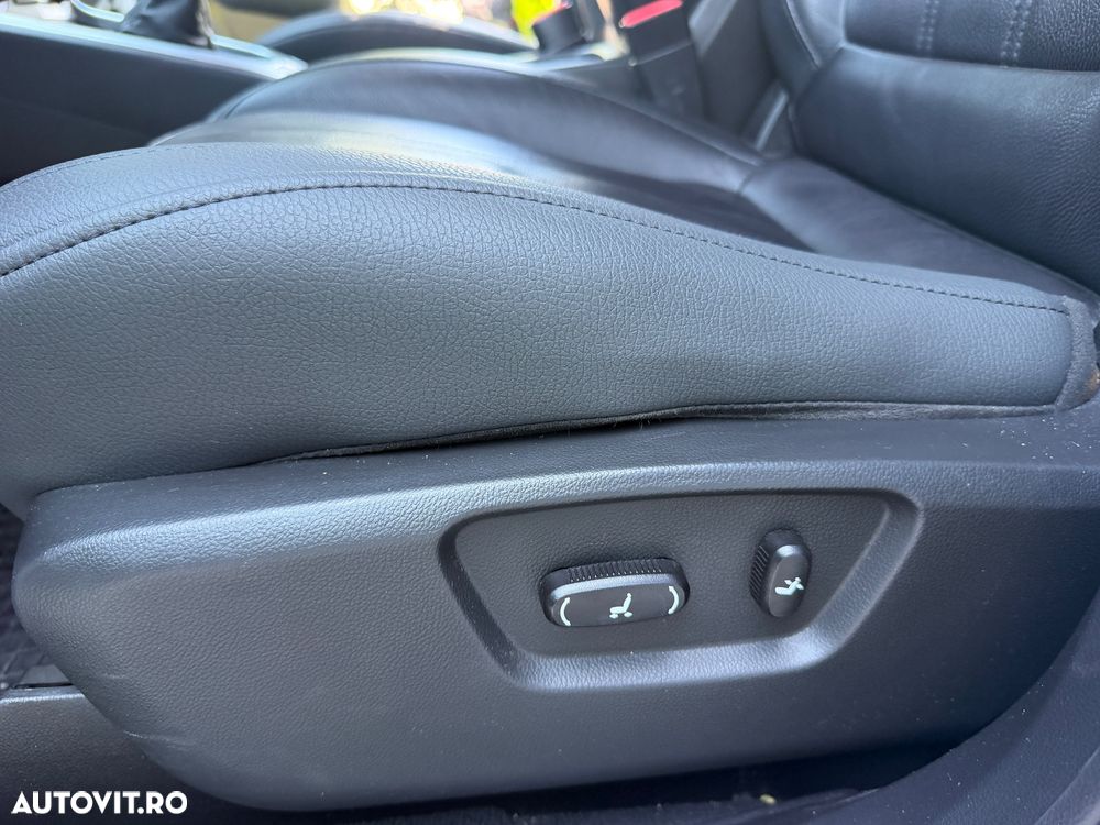 Opel Antara 2.2 CDTI 4x4 ecoFLEX Start/Stop Design Edition - 24