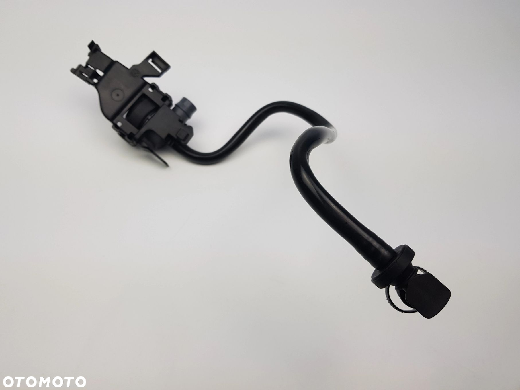Zawór odpowietrzający zbiornika paliwa BMW X5 G05 G30 N63 4.4 V8 8601847 - 8