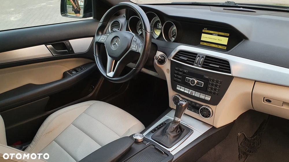 Mercedes-Benz Klasa C 250 (BlueEFFICIENCY) 7G-TRONIC - 13