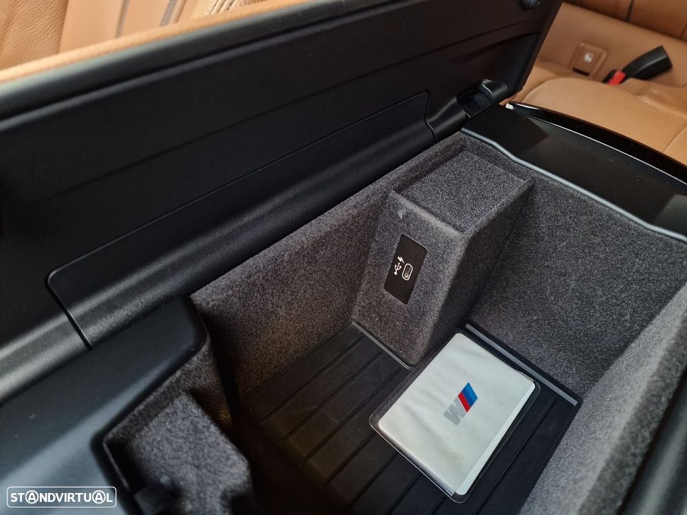 BMW 530 e Pack Desportivo M - 27