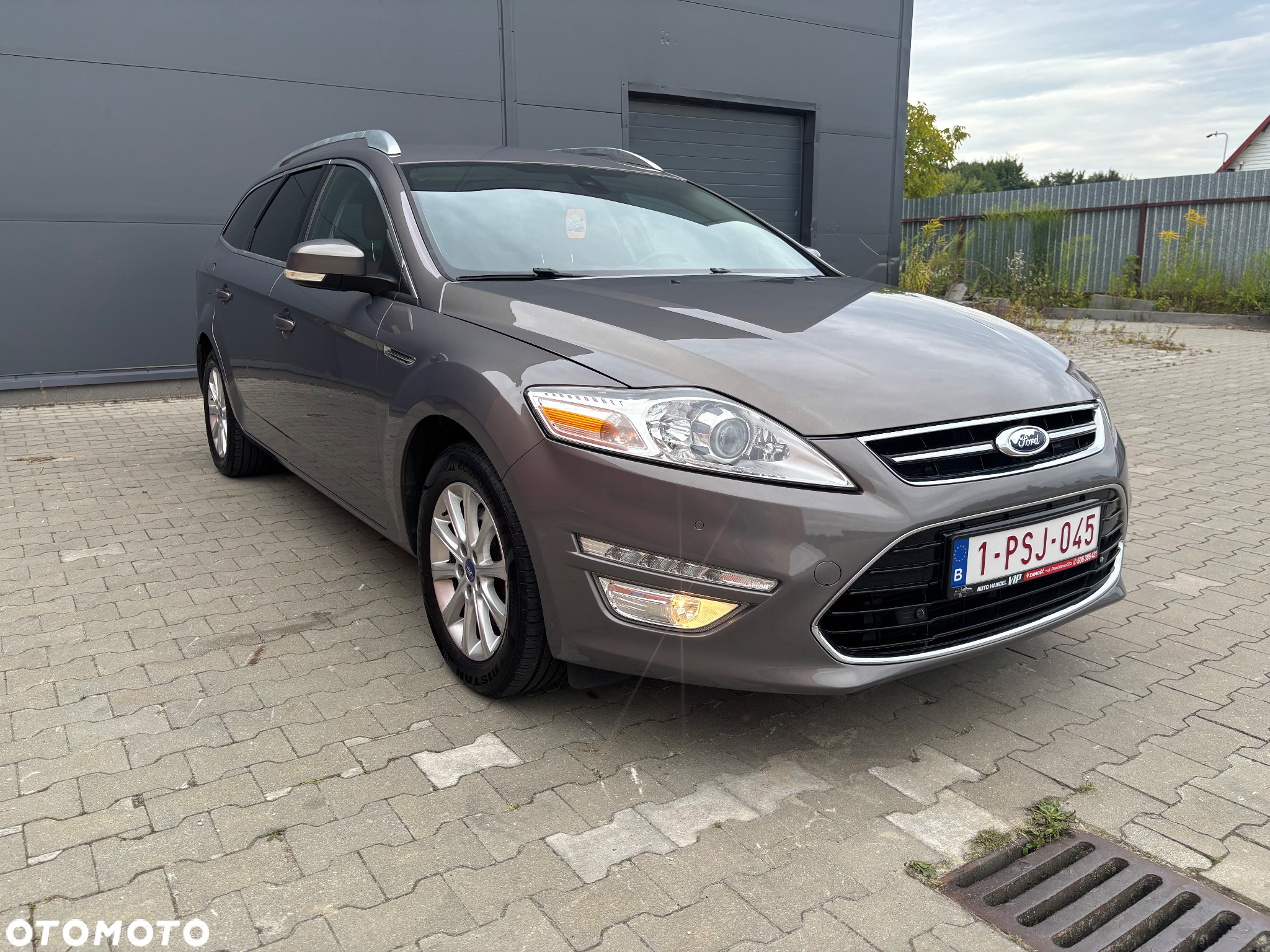 Ford Mondeo 2.0 TDCi Ghia - 9