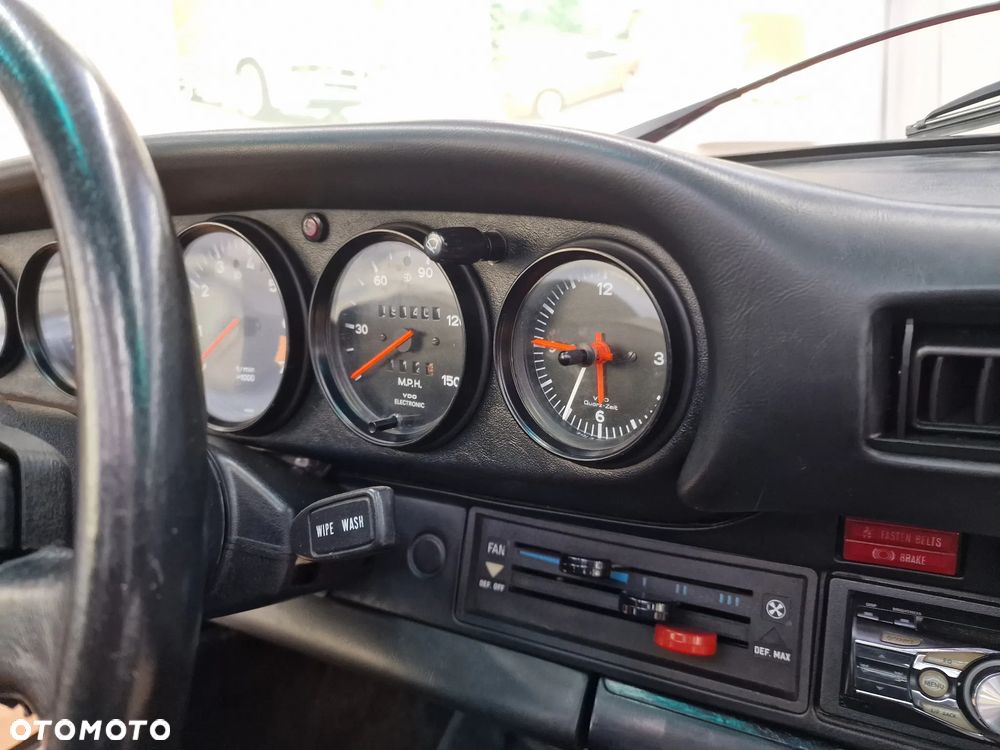 Porsche 911 - 21