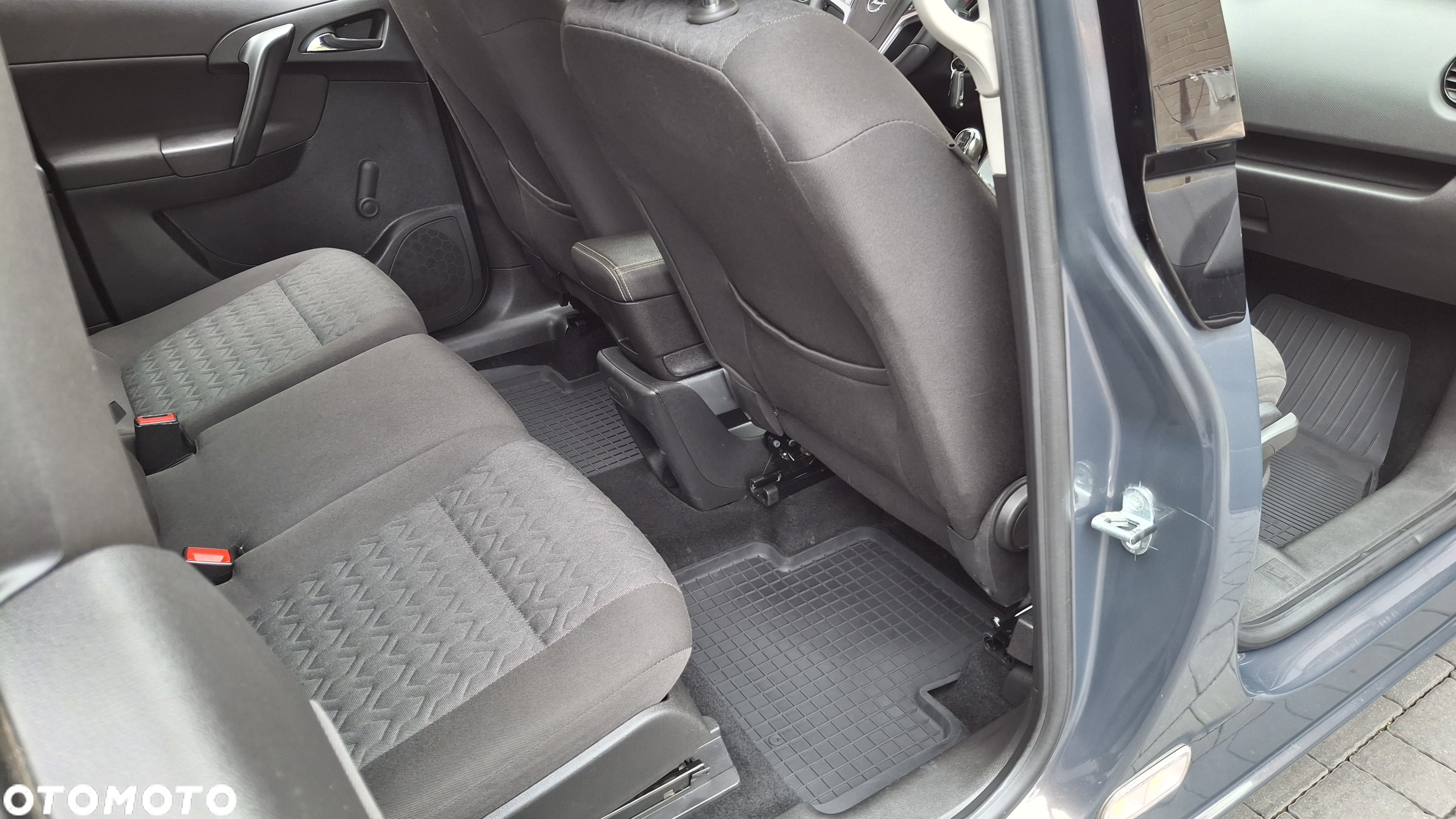 Opel Meriva - 16
