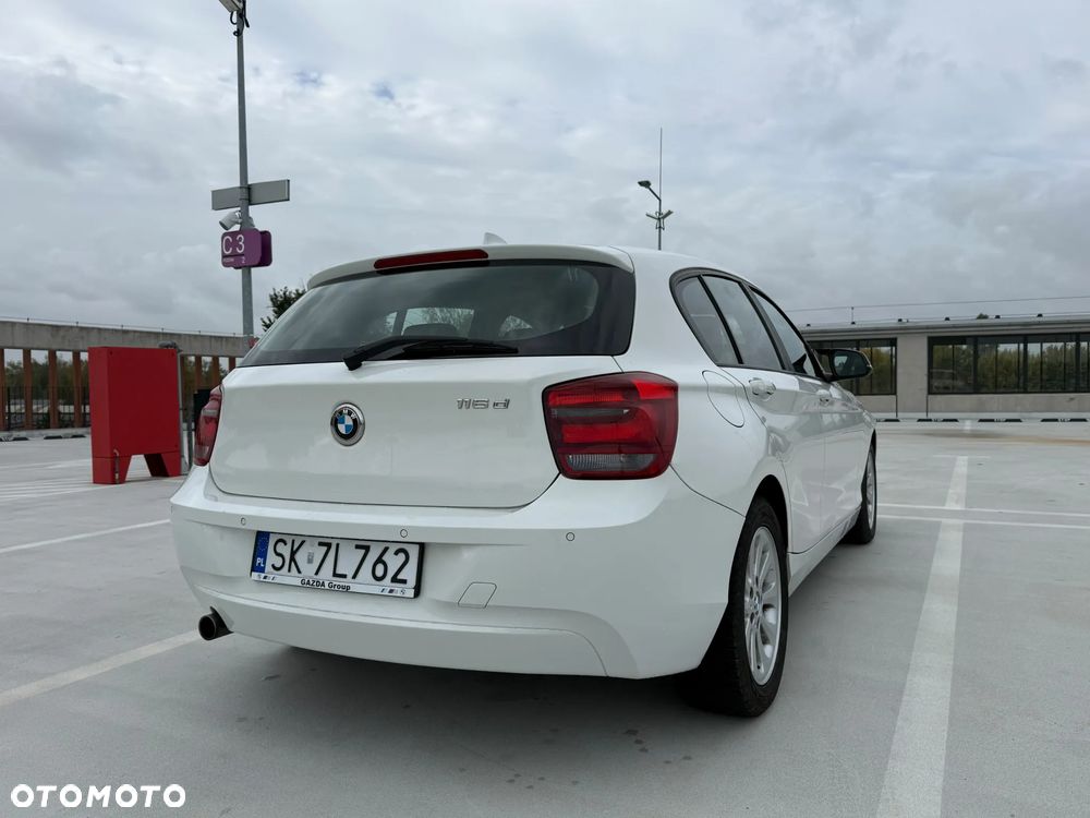 BMW Seria 1 116d - 16