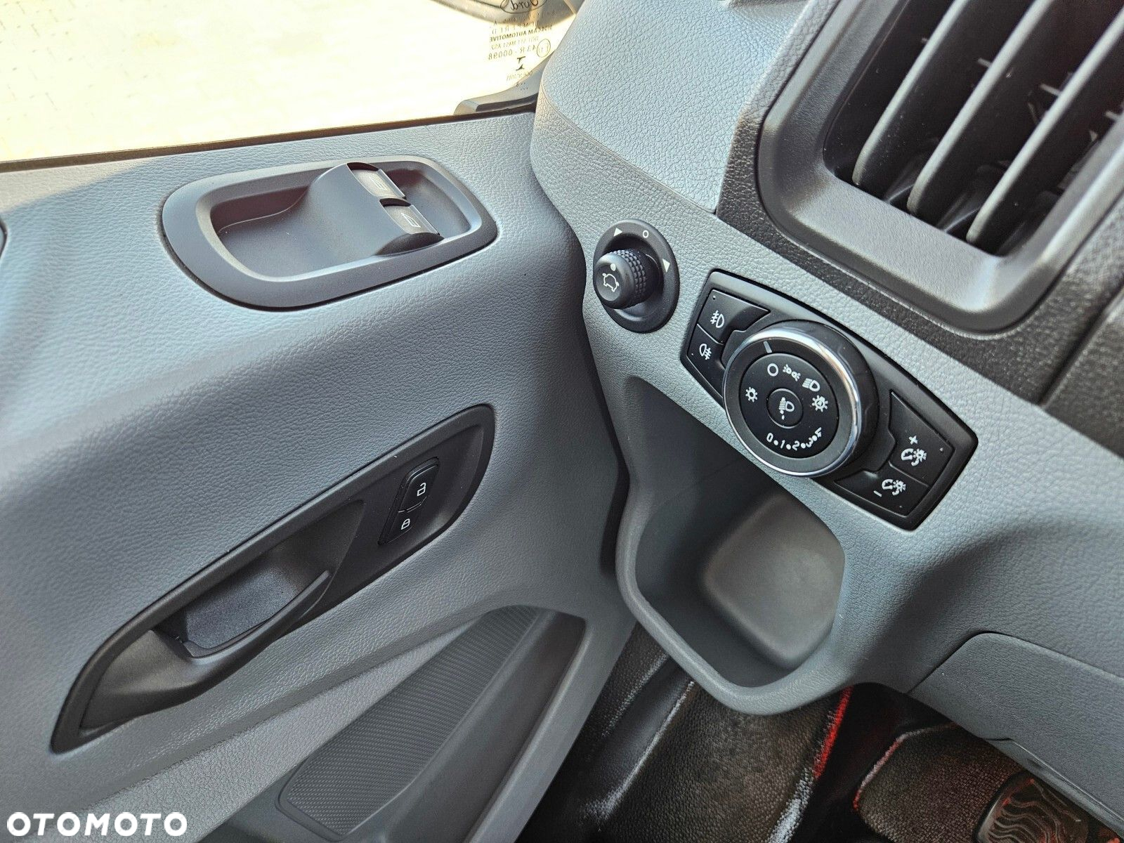 Ford transit L3H2 *59999zł NETTO* 2,0TdCi/170KM - 18