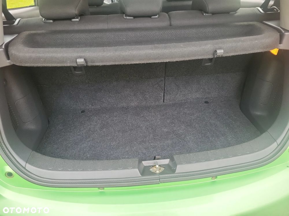 Suzuki Splash 1.0 Basic - 33