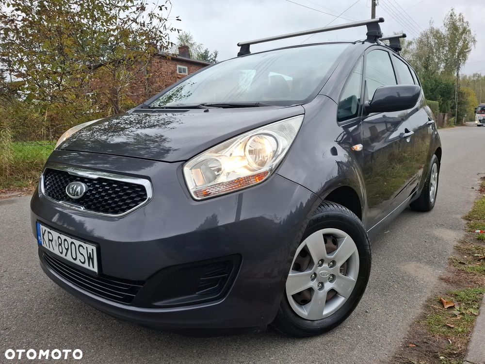 Kia Venga 2011 photo 2