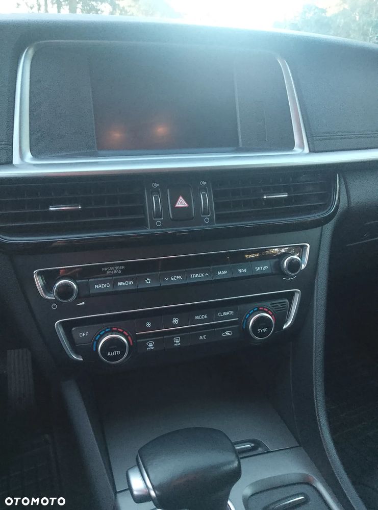 Kia Optima 1.6 CRDI SCR L DCT - 6