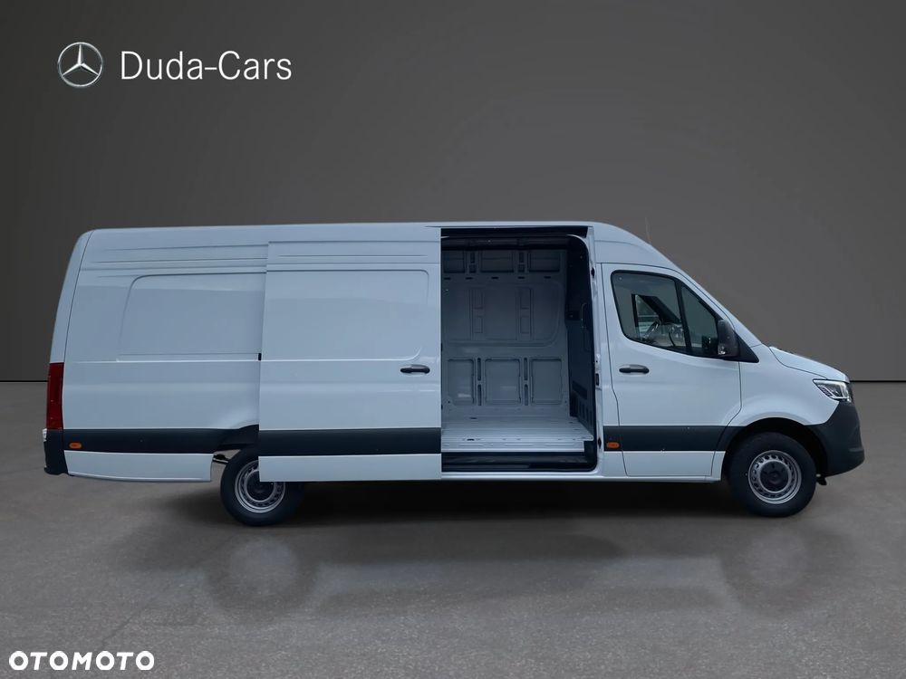 Mercedes-Benz Sprinter - 4
