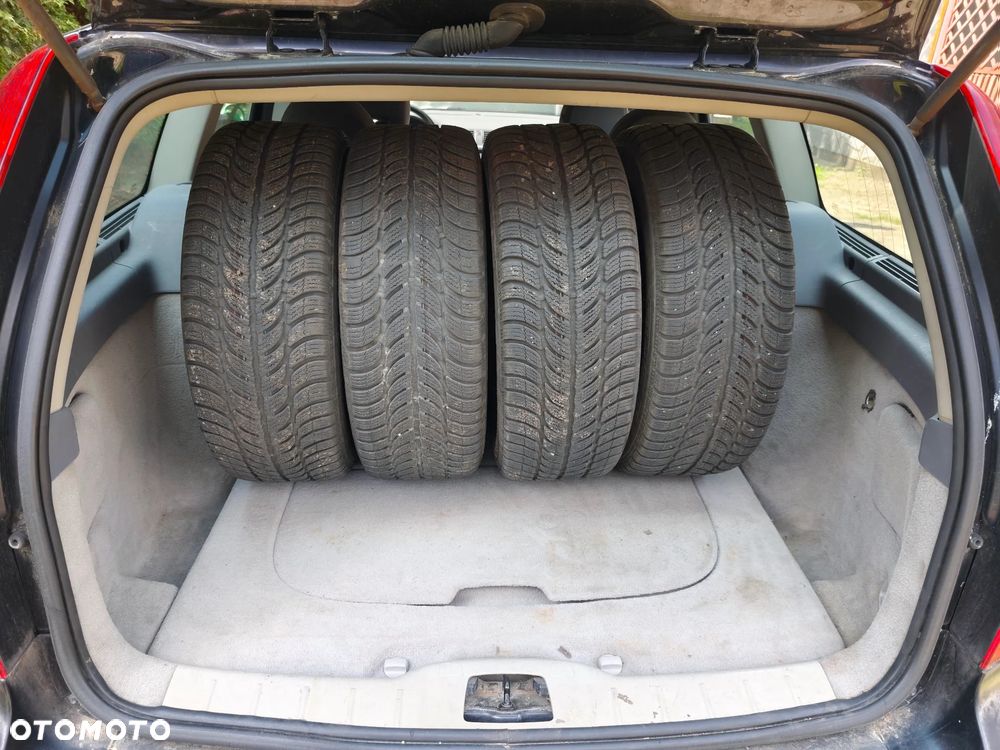 Volvo V50 1.8 - 10