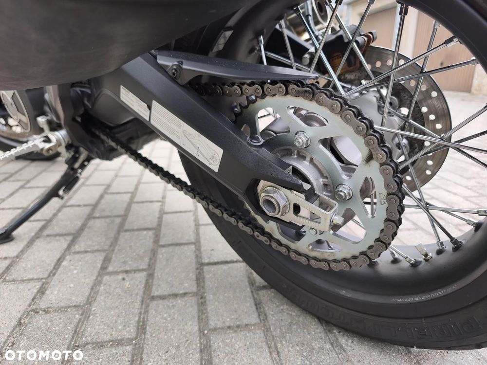 Ducati Scrambler - 16