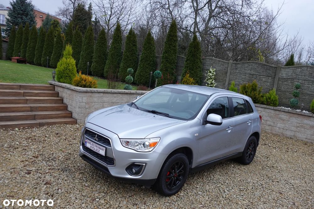 Mitsubishi ASX - 12
